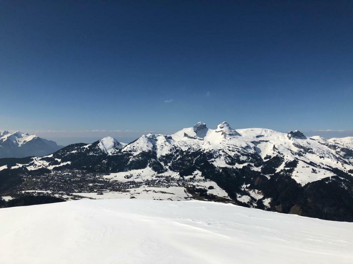 Chalet Rouge Coeur Bex Luaran gambar